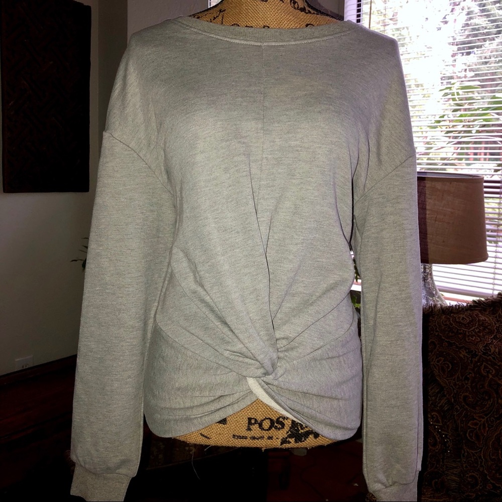 GIFTED🐰LUMIERE🐰TWISTED SWEATSHIRT - Picture 2 of 5